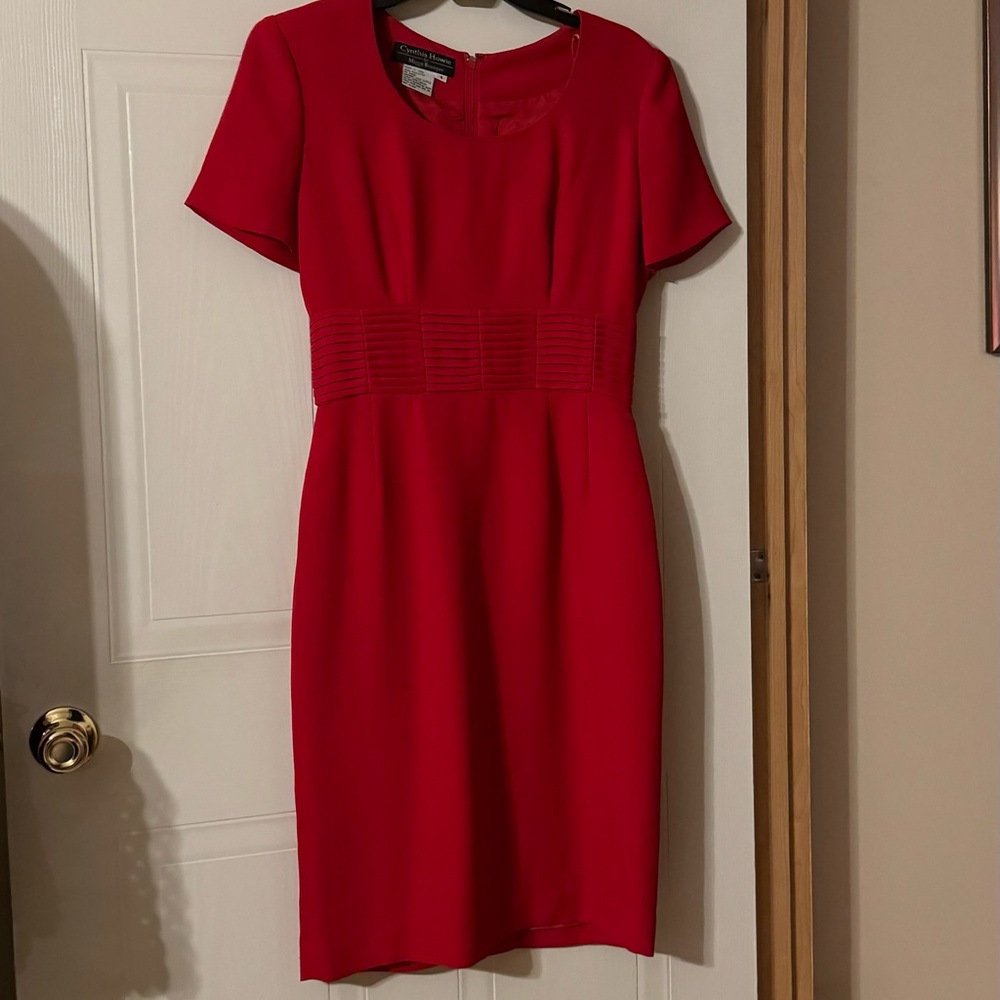 Cynthia Howe Sz 4 Red Knee Length Dress VGUC 😊😊